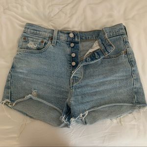 Levi’s Cutoff 501 Shorts